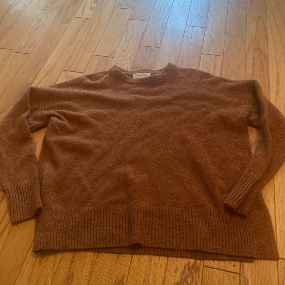 Treasure & bond sweater small